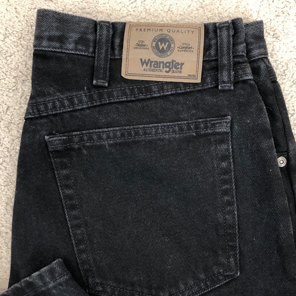 Wrangler Men’s Black Straight Jeans - Picture 3 of 7